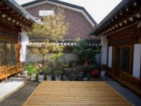 Hanok Friends House 2