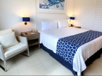 Holiday Inn Acapulco La Isla 3*