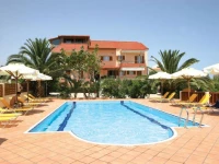 Bella Vista Studios and Apartments 2*