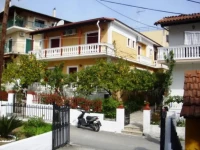 Alexandra Studios and Apartments