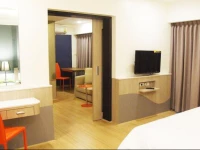 Grand Tower Inn Sathorn Hotel 3*