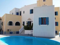 Three Harites Studios  2*