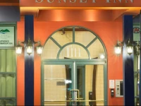 Sunset Inn and Suites 3*