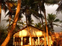 The Beach House Hikkaduwa 3*