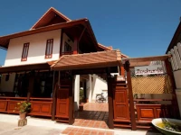 Huenchandee Hotel 3*