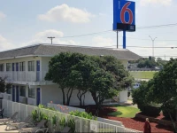 Motel 6 Austin North 1*
