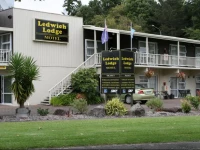 Ledwich Lodge Motel 3*
