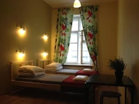 Underground Hall Hostel  2*