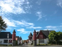 Camelot Motor Lodge 4*