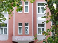 Hotel Karolinger 2*