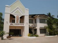 LV City Riverine Hotel 3*