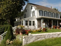 1825 Inn Bed and Breakfast 3*