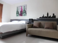 Lively Guest House Bangkok 3*