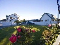 East West Apartments 4*