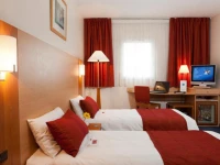 Forest Hill Paris La Villette 3*