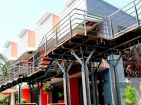 Nickys Handlebar Hotel 3*