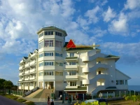 Belyi Parus holiday house