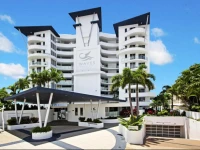 Waves Maroochy River 4*