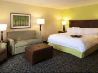 Hampton Inn Evansville 2*