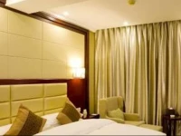 Zhejiang New Century Hotel 4*