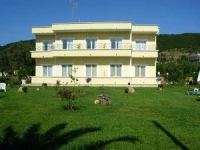 Alexandros Studios & Apartments 3*