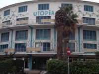 Utopia Beach House 2*