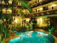 Nirvana Place Condo 4*