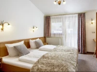 Appartments Alpina 3*