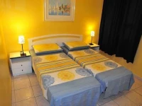 Alex Bed And Breakfast 2*