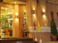 The Whitehouse Condotel 3*