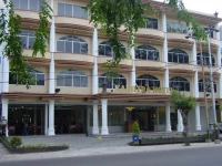 Kaputra Hotel