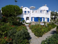 Studios Oceanis Bay 3*