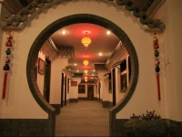 Janos Backpackers 3*