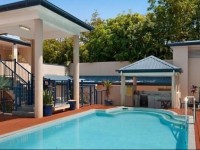 The Newport on Macrossan 4*