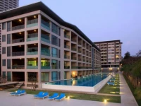 Ananya Beachfront Condominium 4*