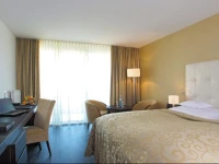 Hotel Winzerstube 4*