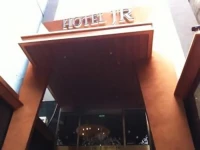 JR Hotel 3*