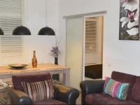 Flower Market Apartment 2*