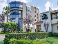 Carousel Inn and Suites 3*