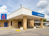 Motel 6 Baton Rouge Southeast 1*