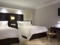Plaza Florida Suites 3*