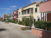 Nireas Studios and Apartments 2*