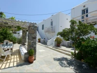 Andrianis Guest House 3*