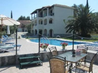 Ziogas Apartments 2*