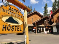 Banff International Hostel 1*