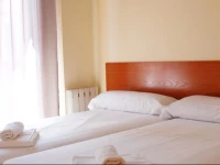 Santa Ana Apartamentos 2*