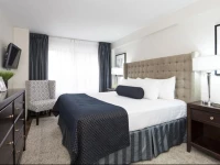 Murray Hill East Suites 3*
