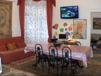 Garibaldi Guesthouse Hostel 3*