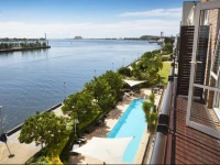 Crowne Plaza Newcastle 4*