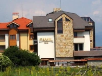 Famil Hotel (Р¤Р°РјРёР» РћС‚РµР»СЊ) 3*